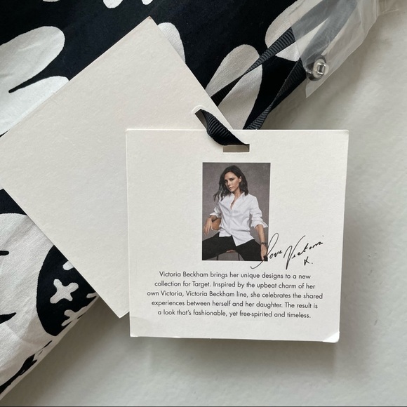 Victoria Beckham for Target Black & White Daisy Drop Waist Scallop Trim Dress - Picture 4 of 8